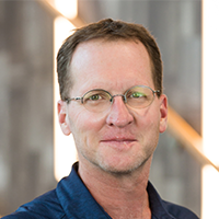 Randy Lawton headshot<br />
